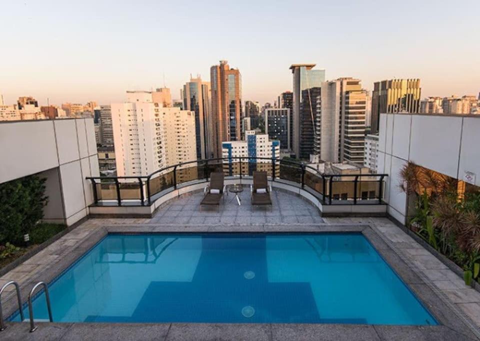Itaim - Trans America Executive Faria Lima Apartamento